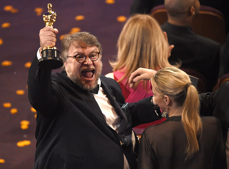 Guillermo del Toro gana Oscar por 'La forma del agua'