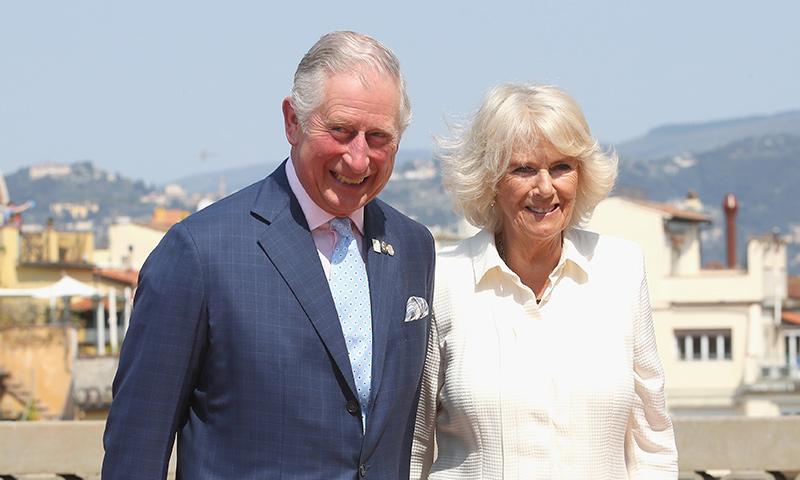  El Príncipe Carlos y la Duquesa de Cornwall celebran dos fechas especiales con nuevos retratos