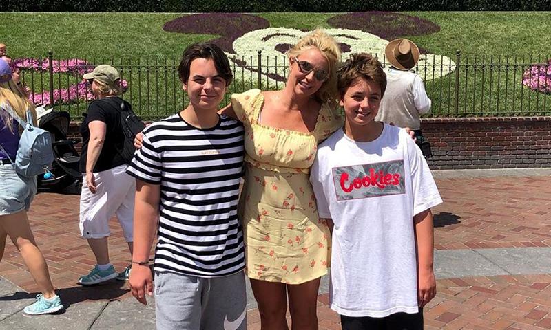 ¡Qué grandes están! Britney Spears posa junto a sus hijos como hace mucho no lo hacía