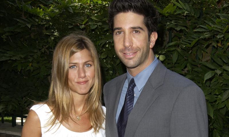 Jennifer Aniston responde a los rumores sobre un supuesto romance con David Schwimmer
